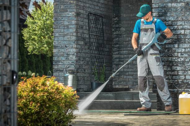 Best Pool Deck Cleaning in Bradner, OH